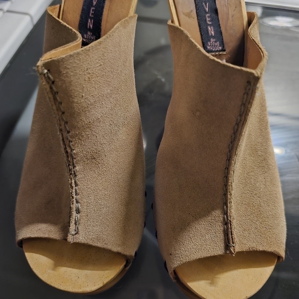 STEVE MADDEN Heeled Sandal Size 9